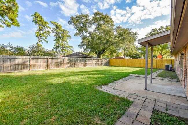 Building Photo - 12402 Amado Dr