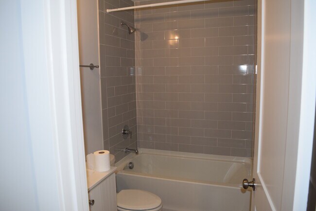 Level 1 - Bathroom - 1233 Cushenberry Ln