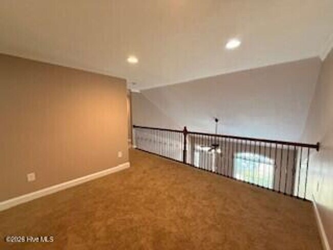 Building Photo - 817 Mayo Ln