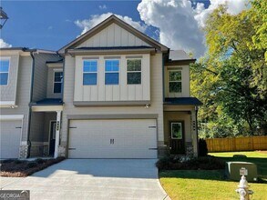 Building Photo - 500 Rockfern Ct