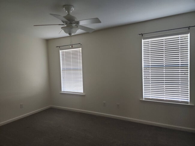 Building Photo - 1 Old Courthouse Way