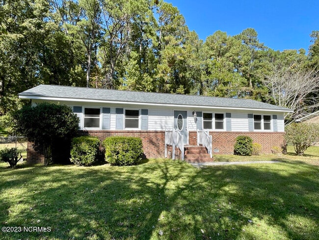 Primary Photo - 3804 Brandywine Dr