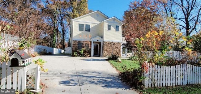 Building Photo - 7122 Oak Ridge Rd