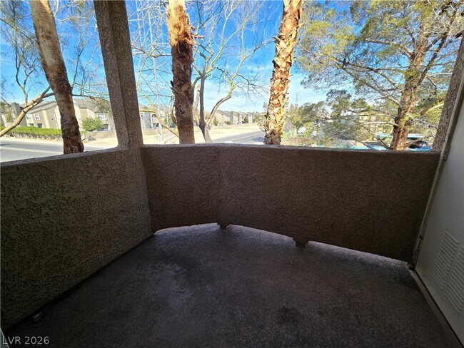 Building Photo - 5125 W Reno Ave