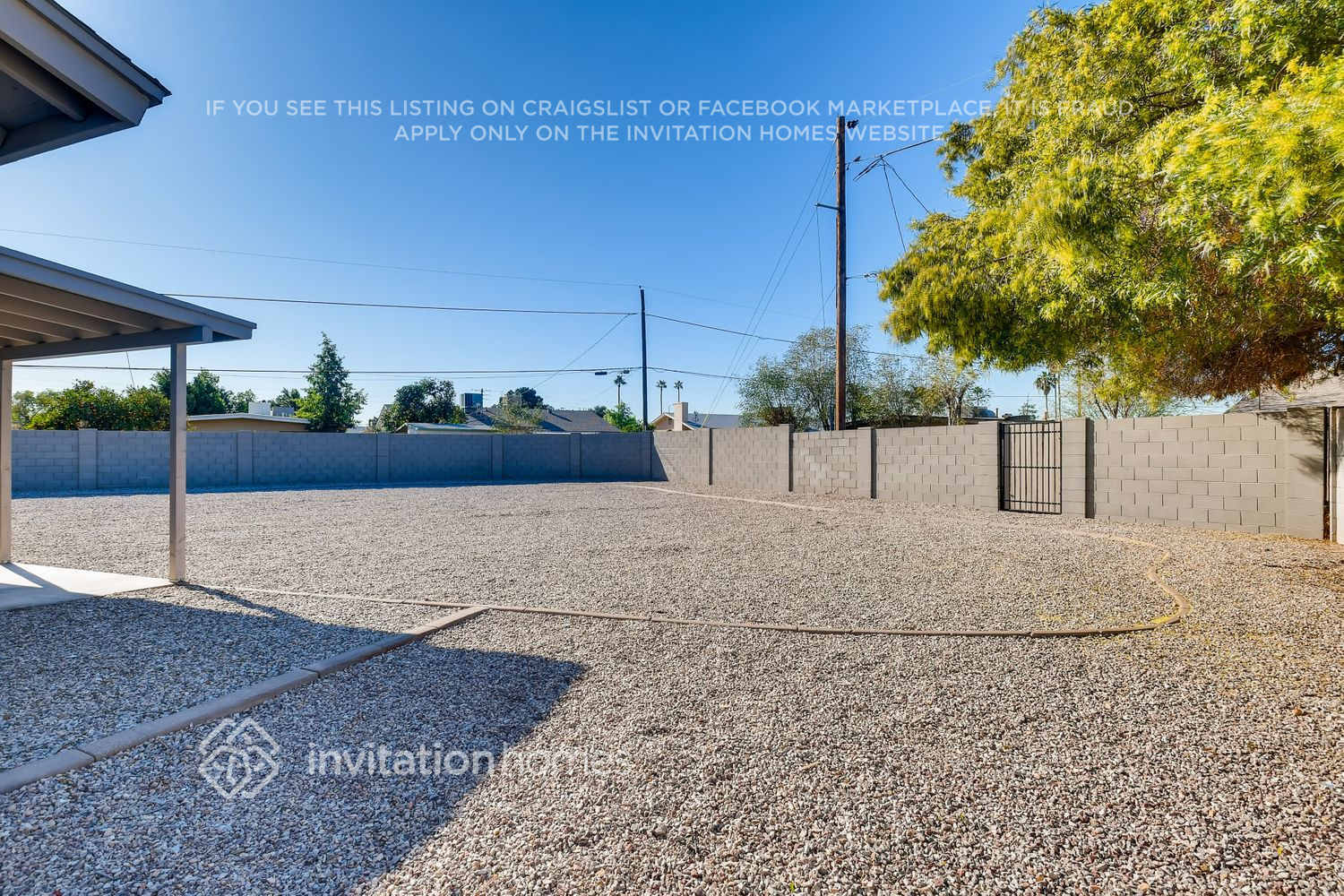 Building Photo - 1213 E El Parque Dr