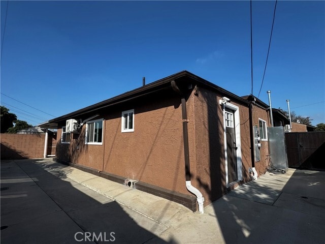 Building Photo - 4563 Bridgeview Ave