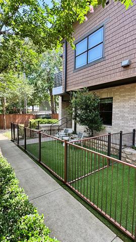 Building Photo - 5607 Belmont Ave
