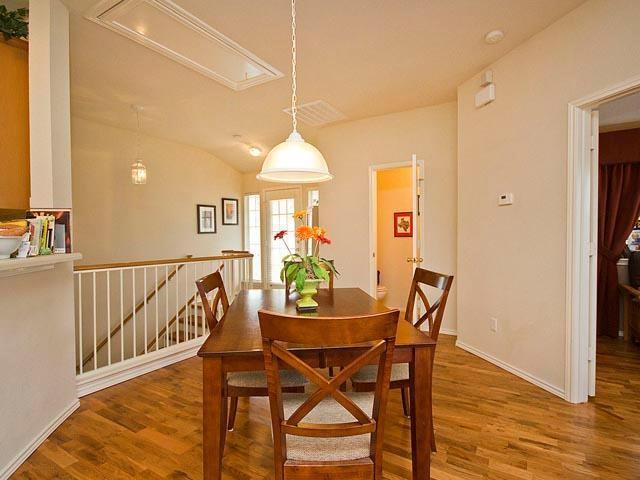 Building Photo - 16100 Great Oaks Dr