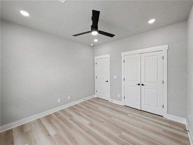 Building Photo - 52 Claxton Dr