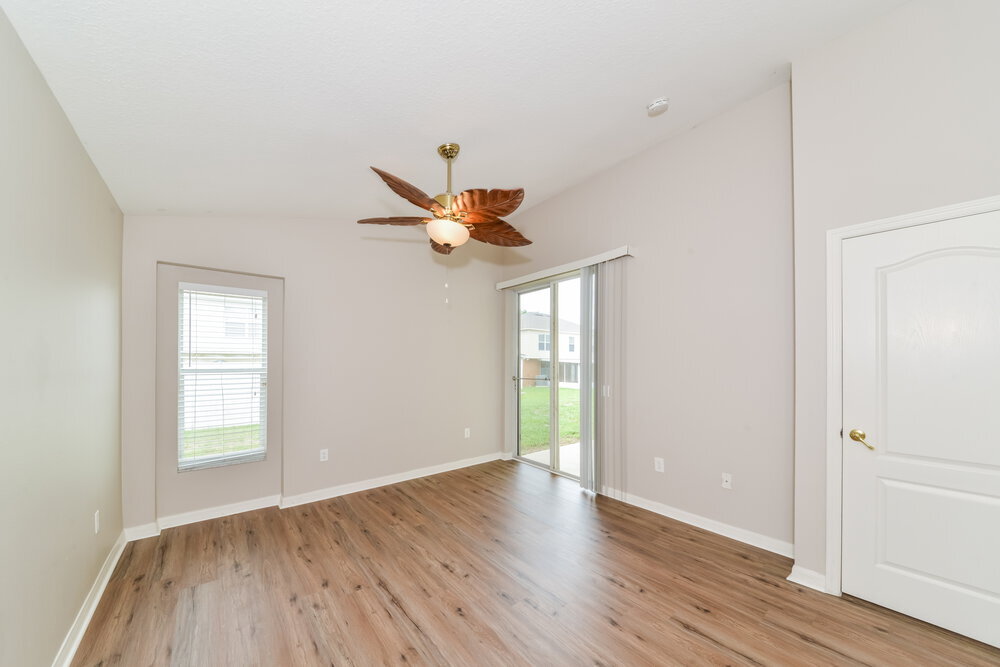 Building Photo - 12817 Kings Lake Dr