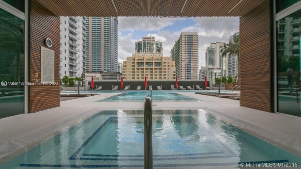 Building Photo - 1080 Brickell Ave