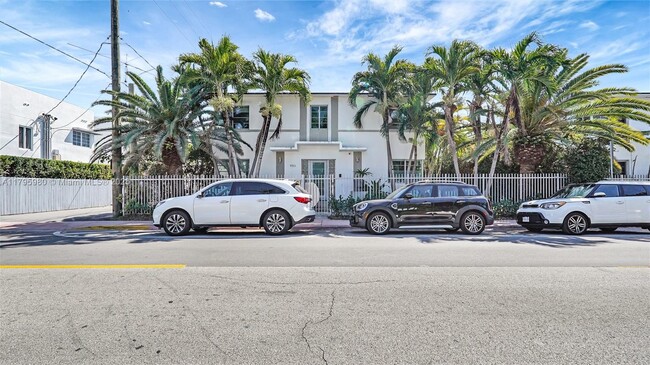Primary Photo - 930 10th St