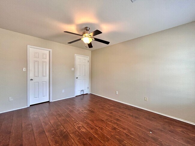 Building Photo - 3 Bed | 2 Bath – Cozy One-Level Home with ...