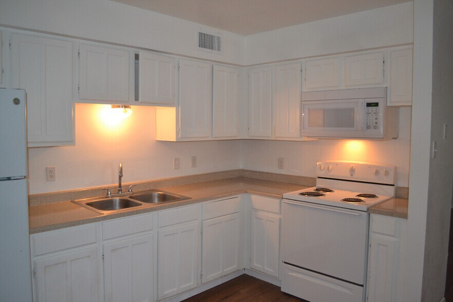 Kerrville Plaza 1000 Paschal Ave Kerrville TX 78028 Apartment Finder