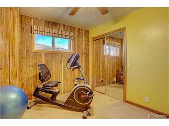 Building Photo - 10711 Blue Jay Ln