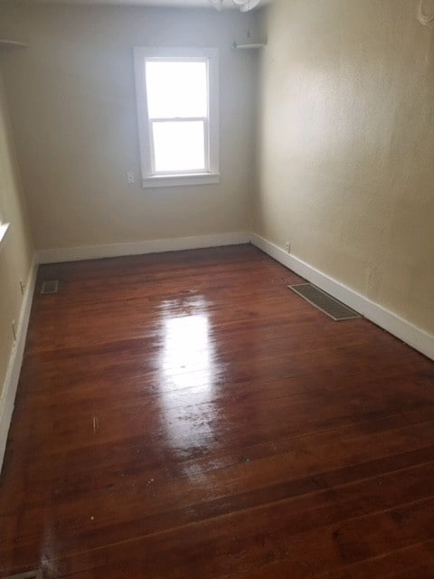Building Photo - 1103 W 29th St