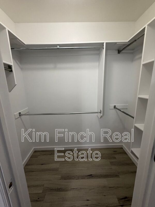 Building Photo - 2389 Hitching Post Dr