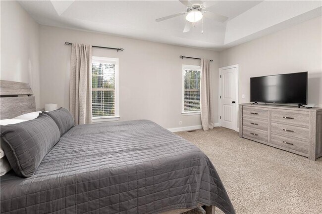 Building Photo - 405 Mariners Cir