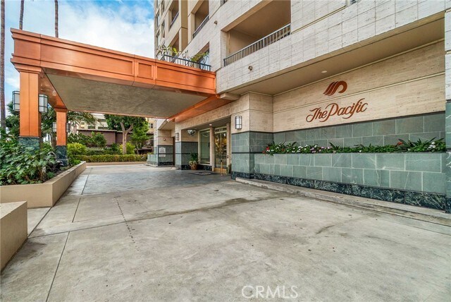 Building Photo - 850 E Ocean Blvd