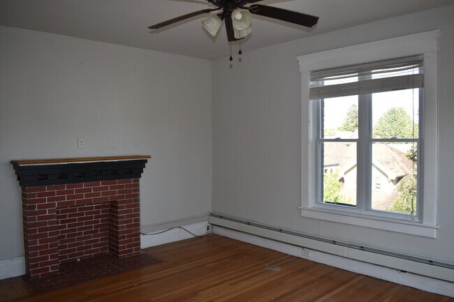 Building Photo - 144 Claremont Ave