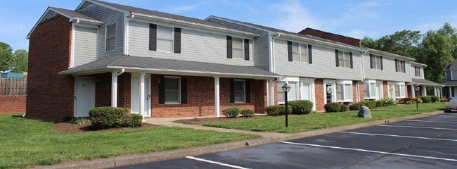Building Photo - Wellington Manor