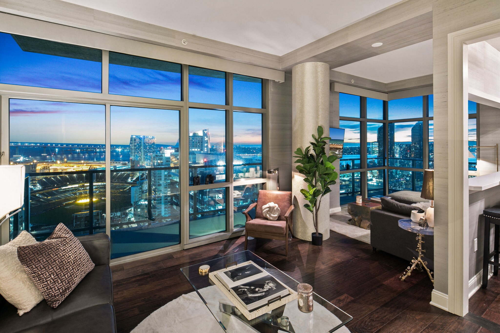 Building Photo - 800 The Mark Ln