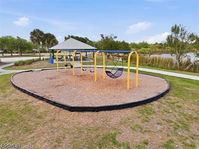 Building Photo - 10087 Amicola St