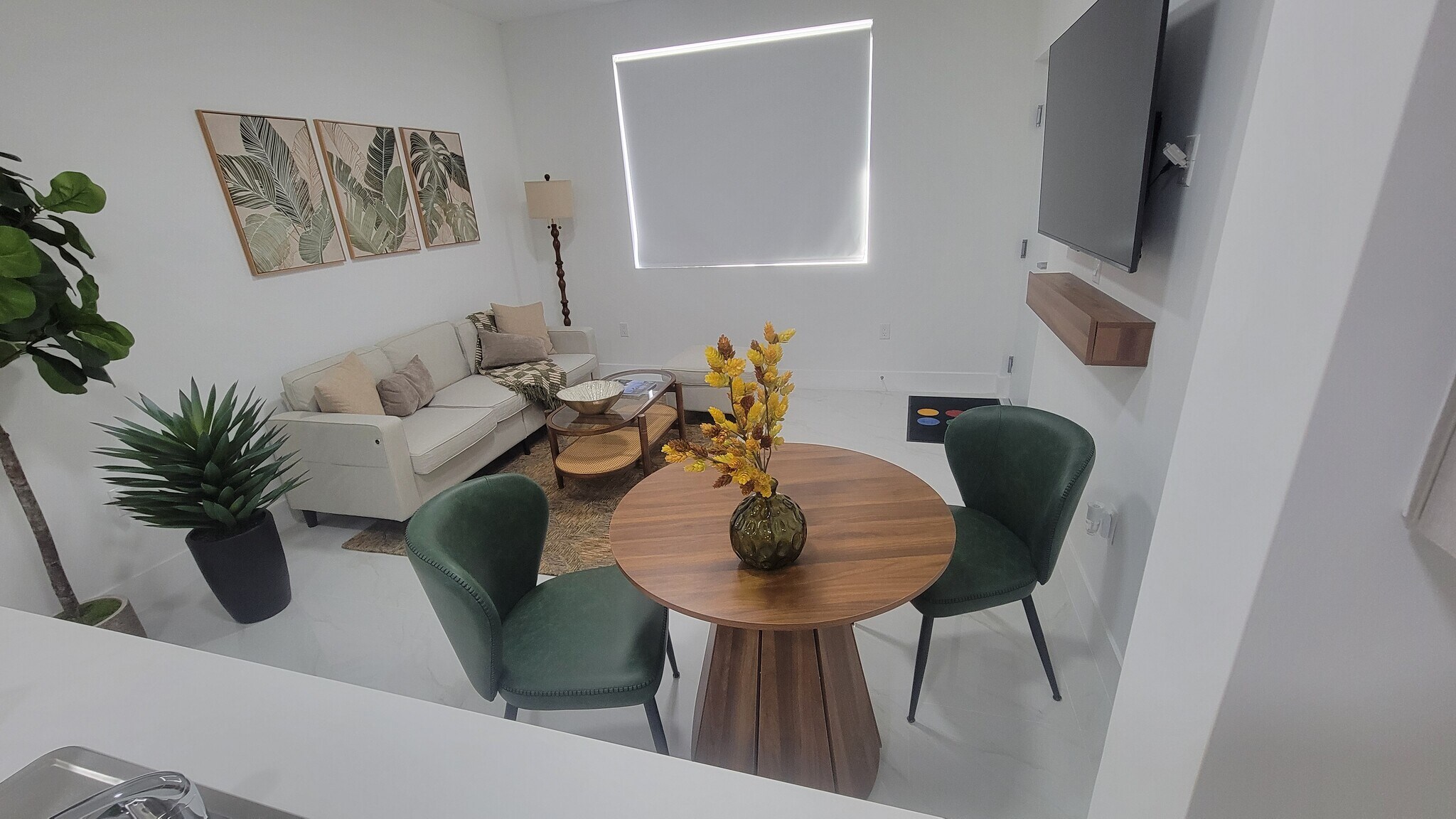 Building Photo - 1182 W 32nd St