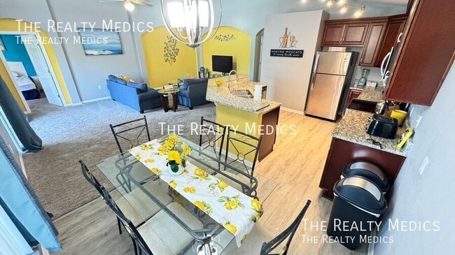 Building Photo - 4802 Cumbrian Lakes Dr