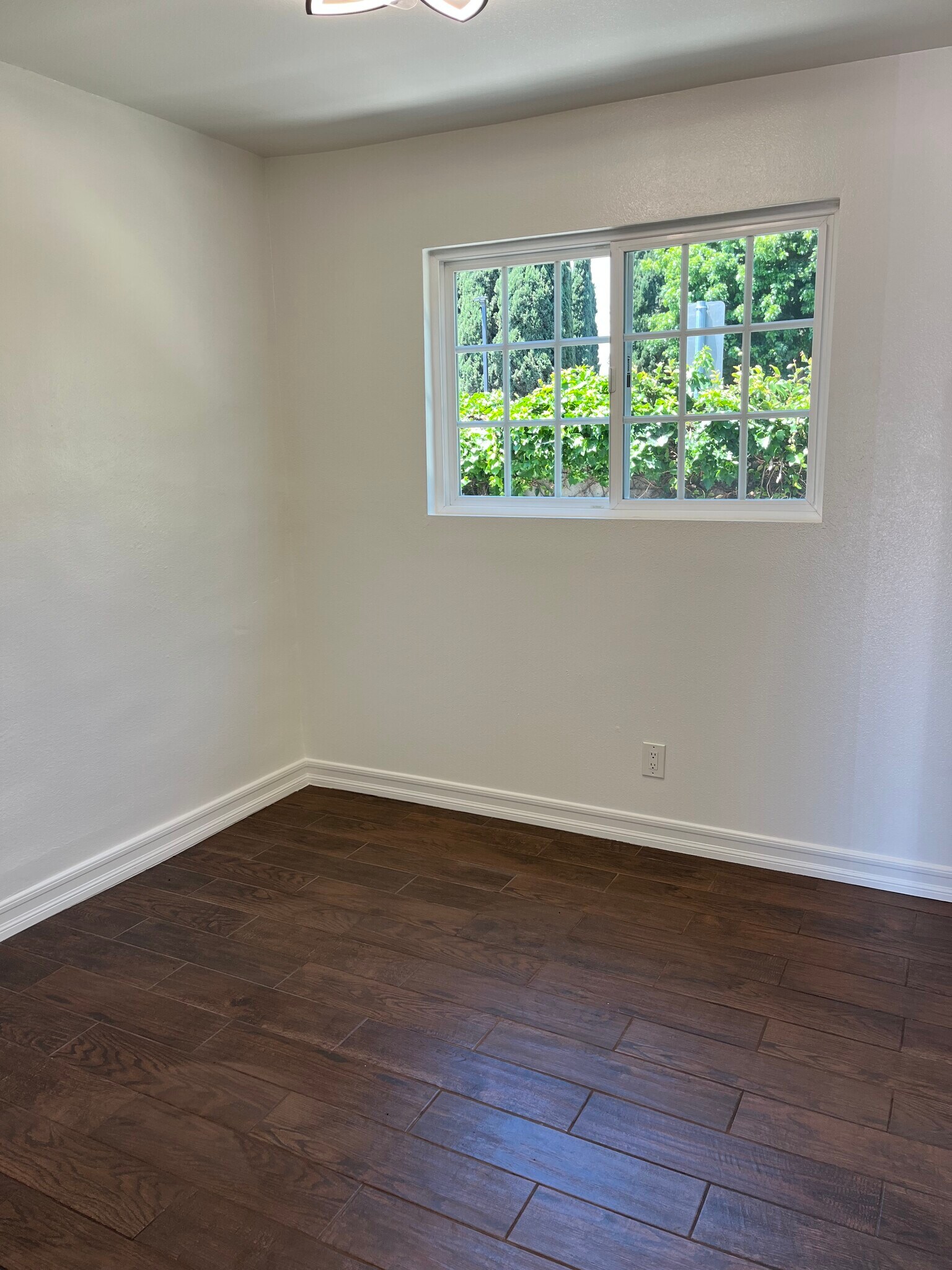 Bedroom - 1333 Bennett Ave