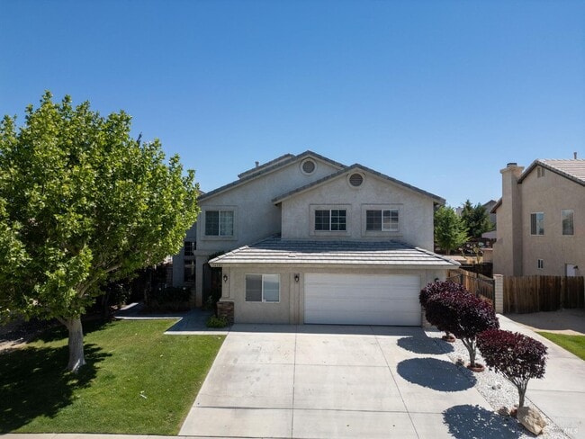 Building Photo - 14383 Chamberlain Dr
