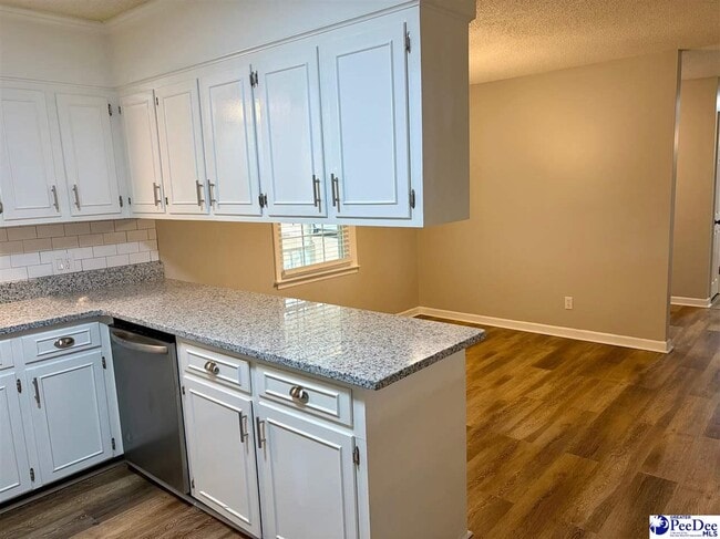 Building Photo - 1052 Wellington Dr