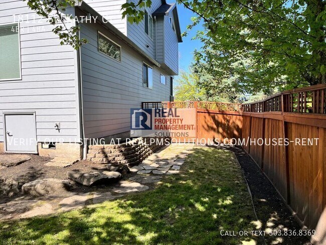 Building Photo - 18112 SW Kathy Ct