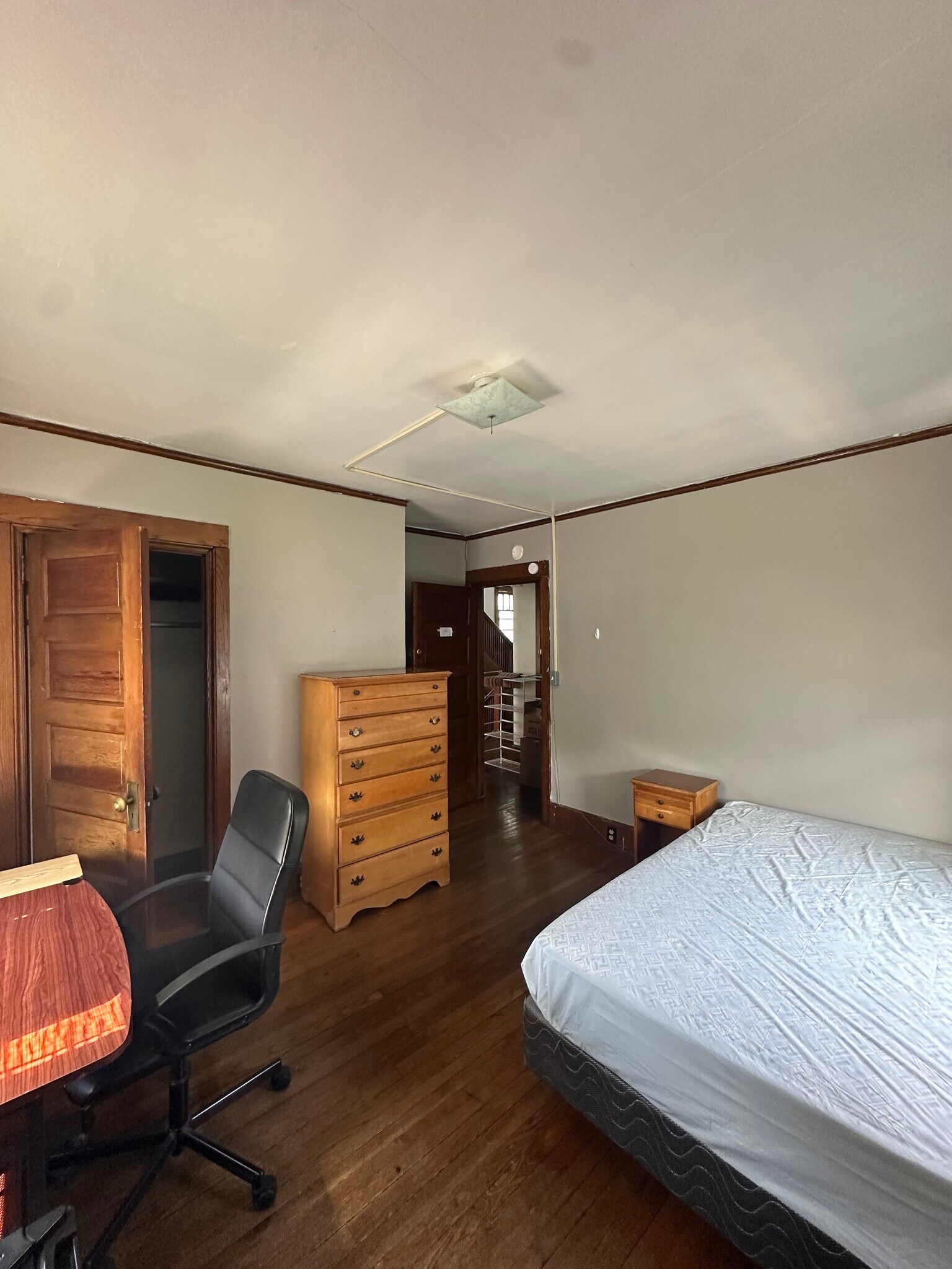 Building Photo - 105-1 Bool St