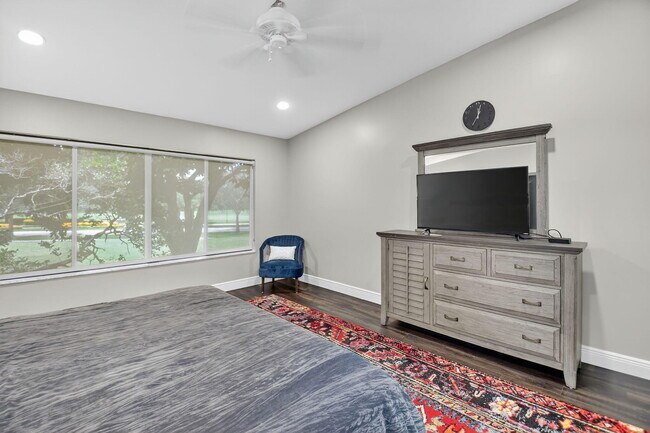 Building Photo - 15307 Strathearn Dr
