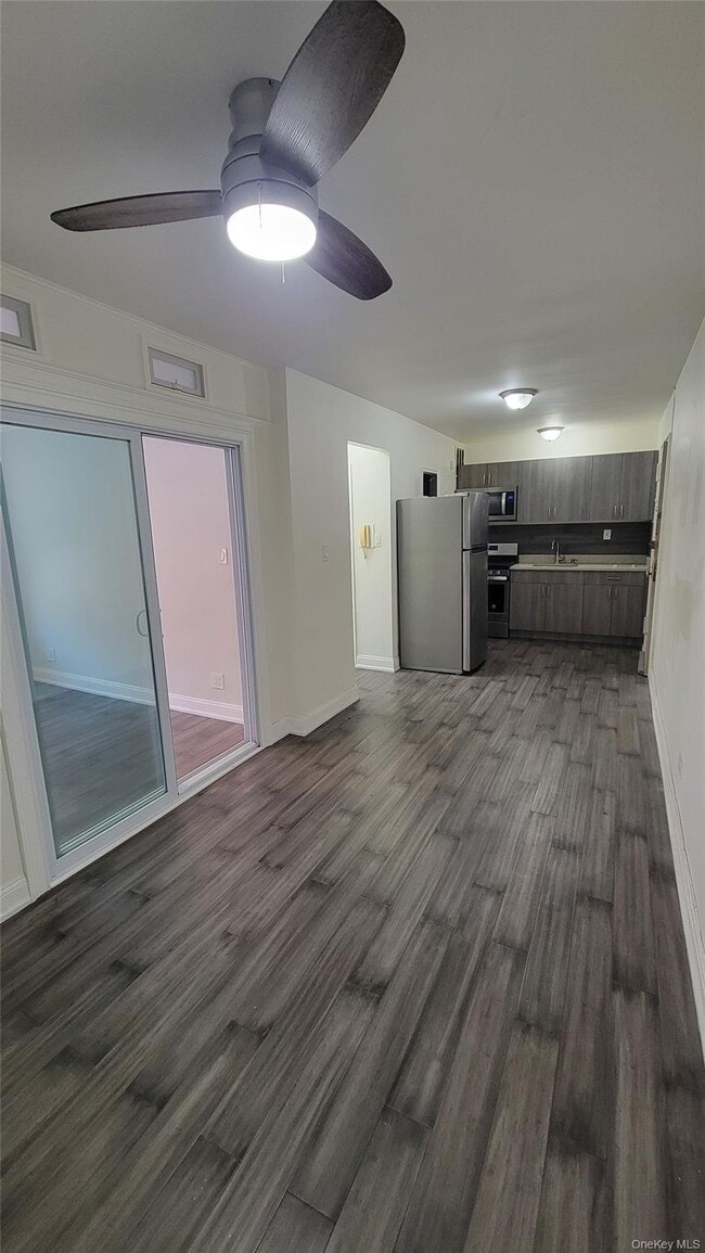 Building Photo - 141-60 84th Rd