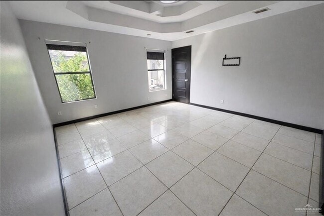 Building Photo - 11 N 47th St