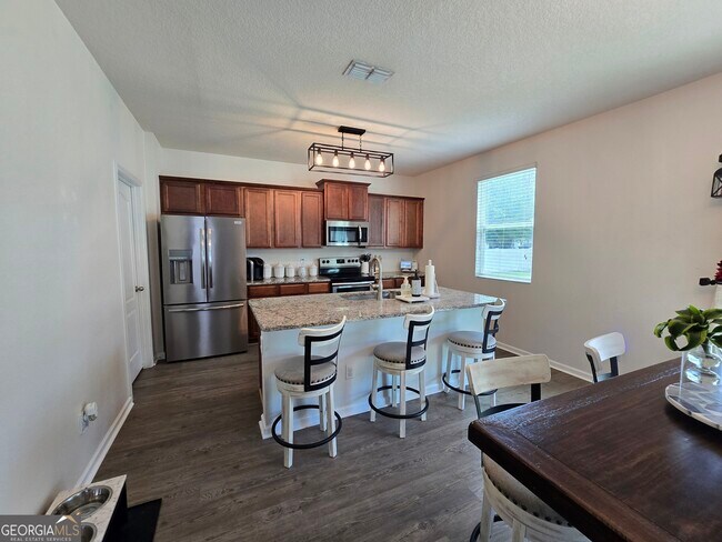 Building Photo - 101 Cedar Breeze Dr