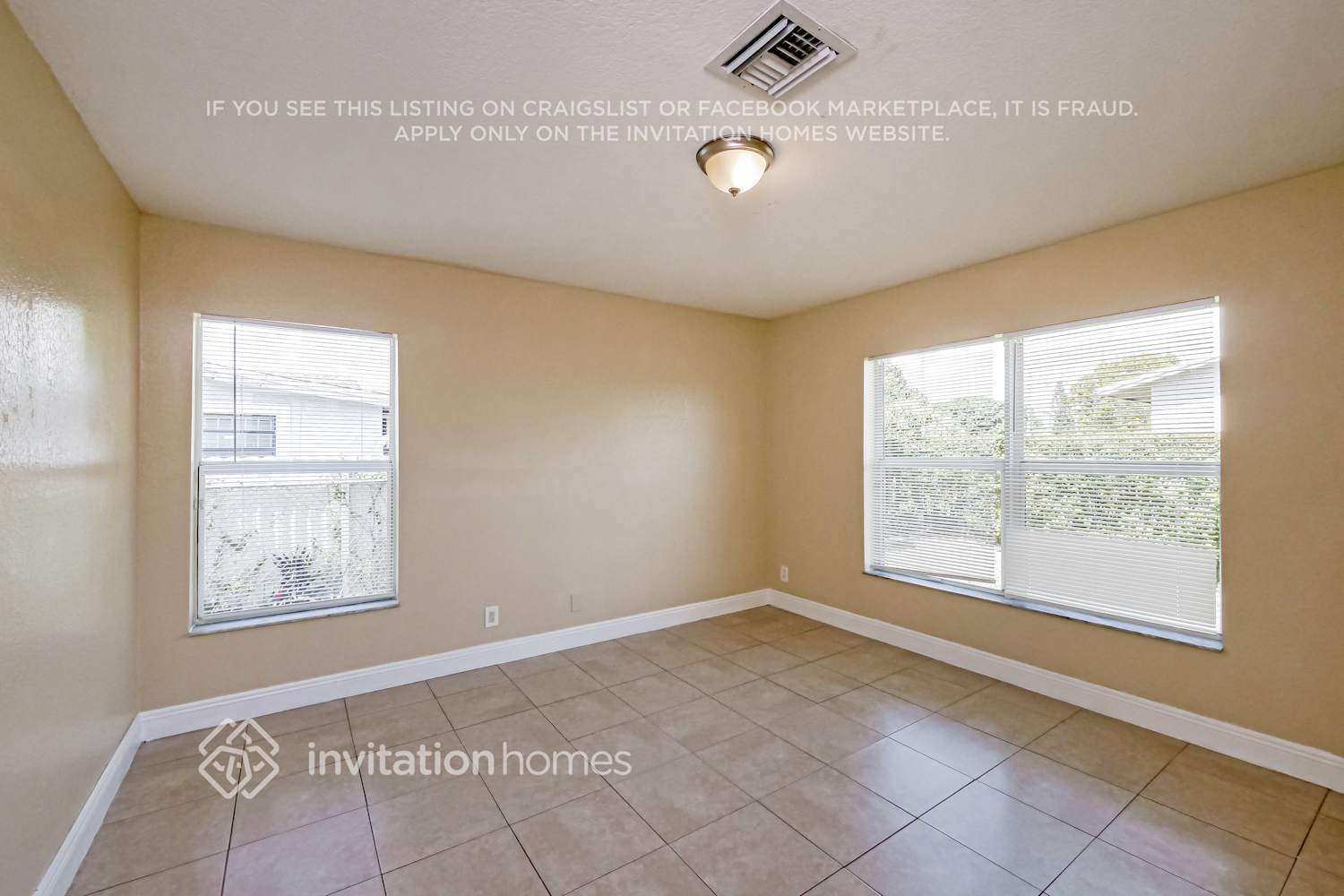 Building Photo - 5703 Fletcher St