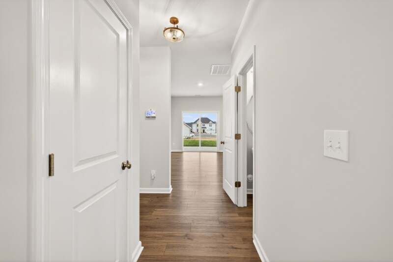 Building Photo - 5303 Spicewood Lk Dr