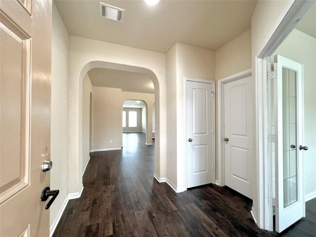 Building Photo - 24919 Alberti Sonata Dr