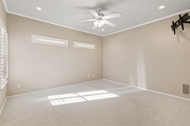 Building Photo - 5276 Longvue Dr