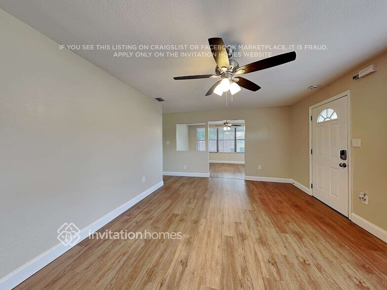 Building Photo - 2640 Northland Rd