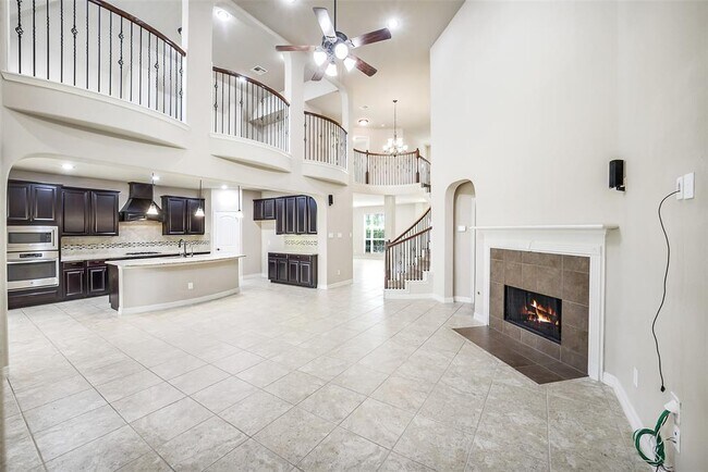 Building Photo - 16815 Violet Trace Ct
