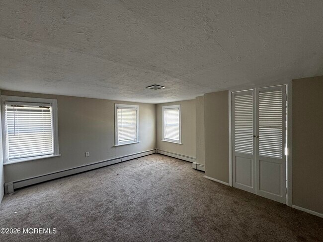 Building Photo - 1712 Bay Ave