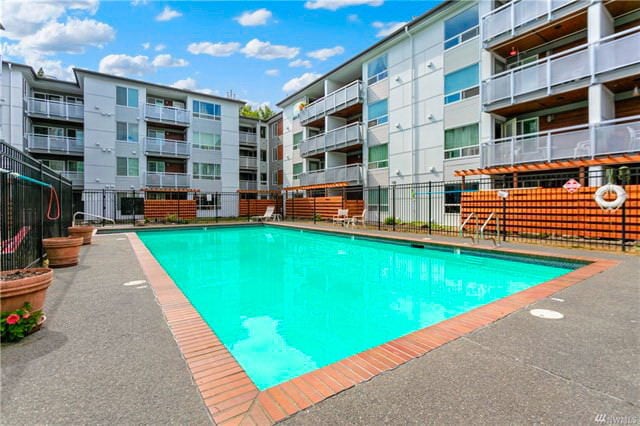 Northgate Villa Condominiums Pool - 10501 8th Ave NE
