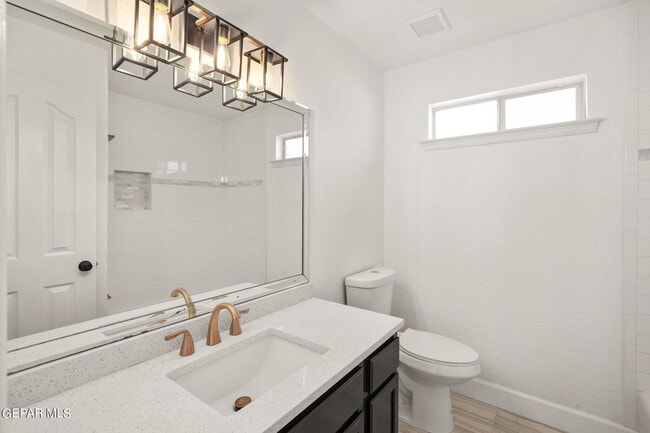 Building Photo - 11309 Loma Linda Cir