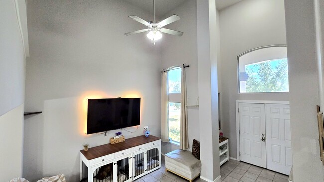 Building Photo - 11134 Palmillas Loop