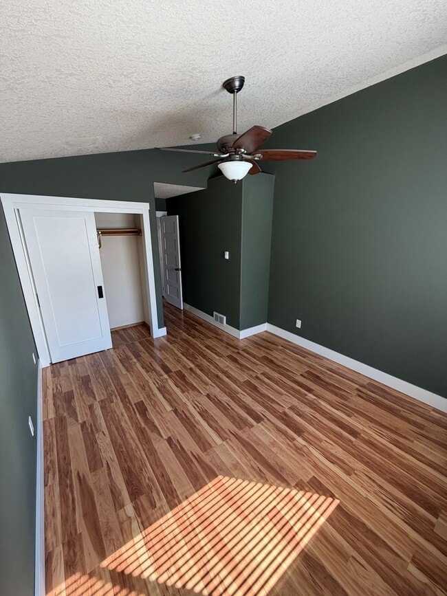 Building Photo - Cozy Two Bedroom Home Tucked Away in Newberg