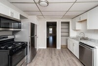 Building Photo - 428 7th Ave